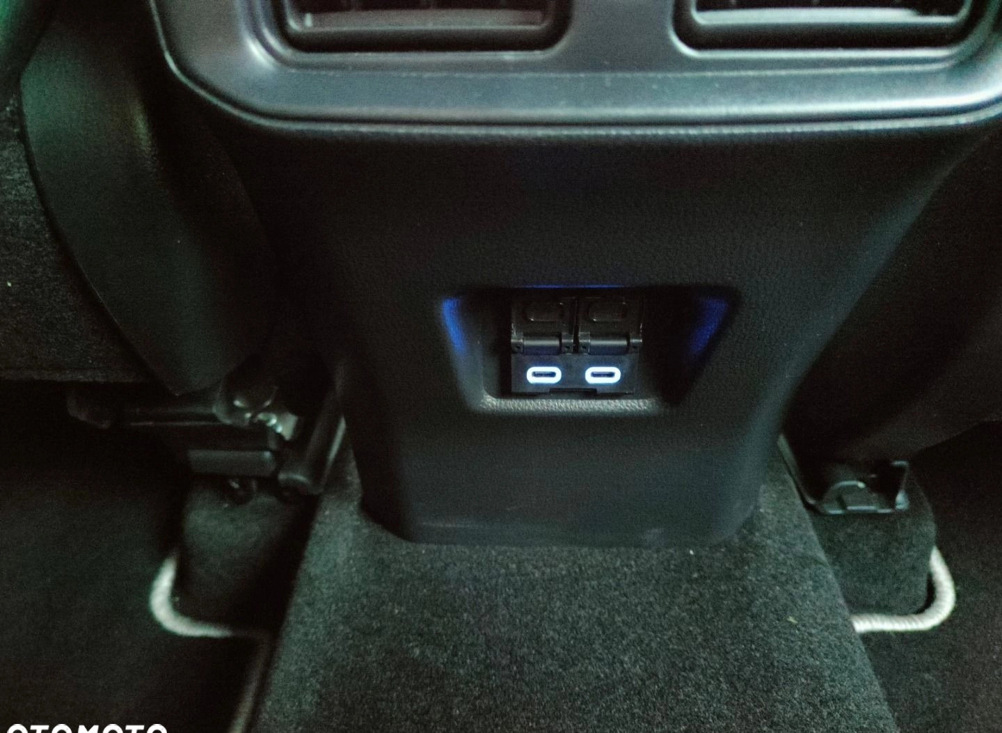 Toyota RAV4 cena 179900 przebieg: 21309, rok produkcji 2022 z Krzywiń małe 277